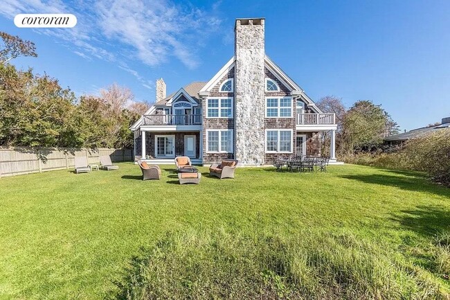 Photo - 239 E Lake Dr