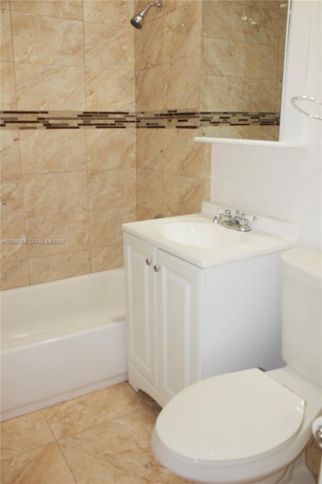 8736 SW 145th St Unit 8736