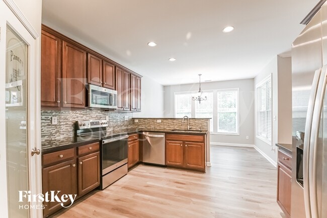 Photo - 1020 Bridlemine Dr