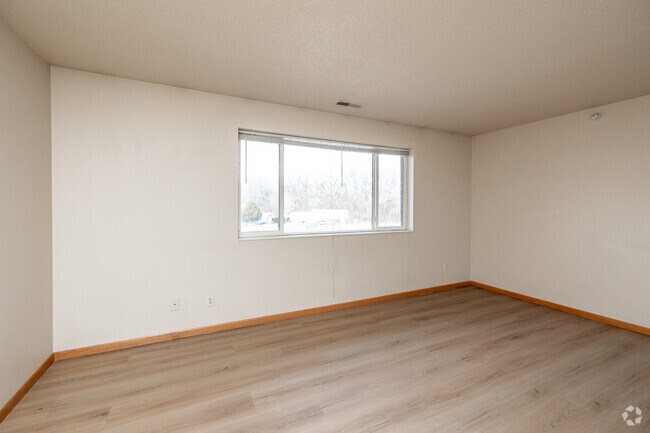 3 habitaciones, 2 baños - 111 m² - Sala de estar - Campus Court Apartments