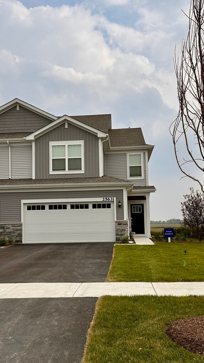 Photo - 25631 W Yorkshire Dr