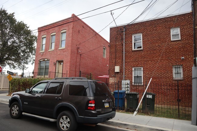 Photo - 1869 Kendall St NE Unit 4