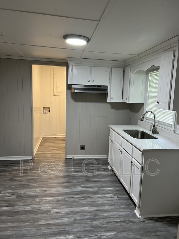 Photo - 206 1/2 East Crovat Street