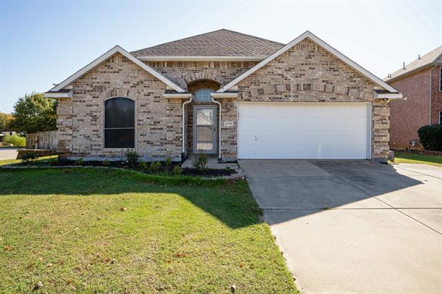 Photo - 2701 Chatsworth Dr House