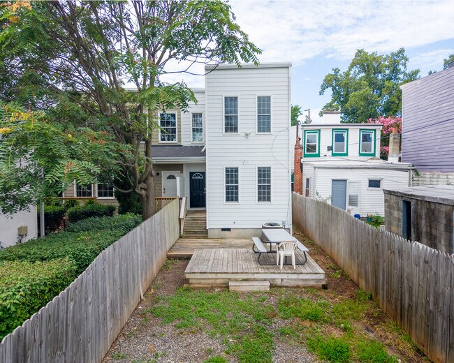 Photo - 1306 W Clay St Unit 1306