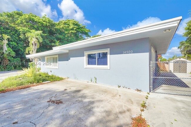 14500 NE 2nd Ave Unit 3