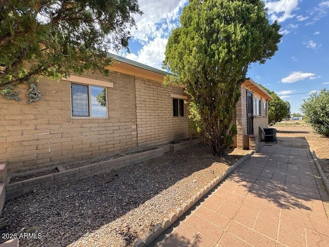 Photo - 4818 S Santa Elena Ave