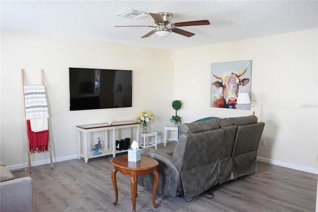 Photo - 2248 Greenwich Dr Unit 64
