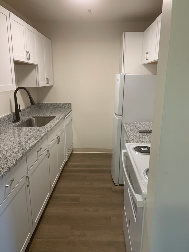 Photo - Westown Garden Apartments