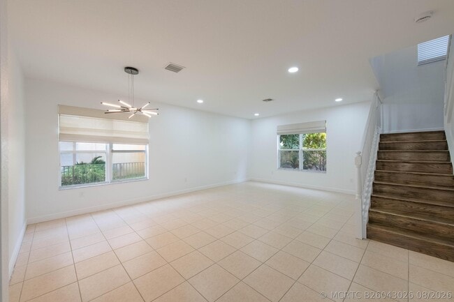 Photo - 4668 SW 183rd Ave