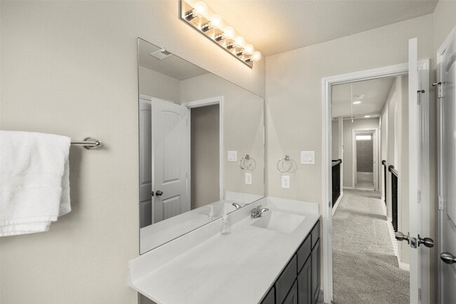 Photo - 29471 Westhope Dr