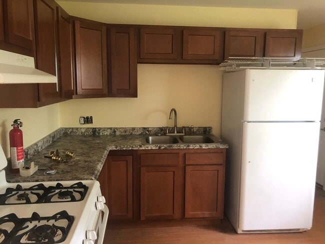 Photo - 1207 Maplepark Dr