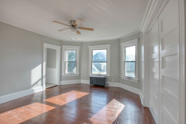 Photo - 325 Chestnut St Unit 3rd Floor