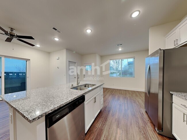 Photo - 23379 SE Dogwood St