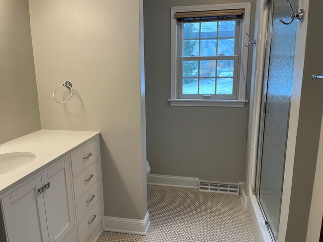 Photo - 146 Clairhaven Dr