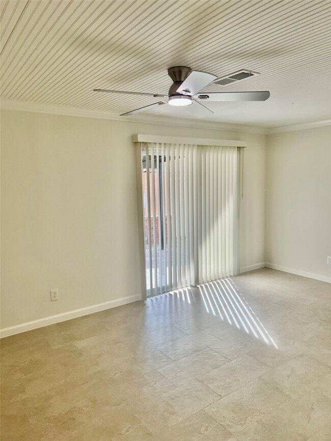 Photo - 21510 Ruth Dr