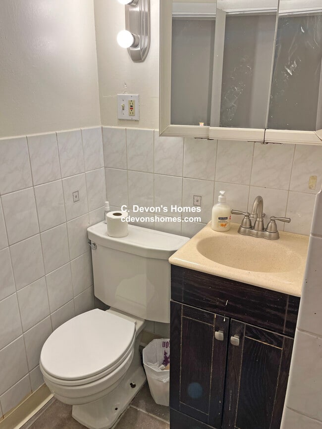 89 2nd St Unit 2