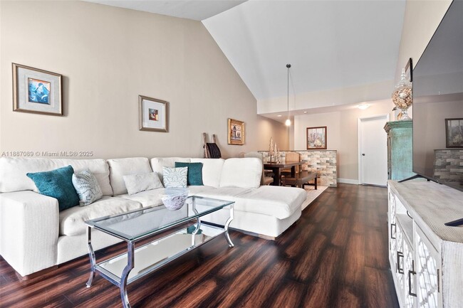 Building Photo - 4743 NW 97th Ct Unit 60