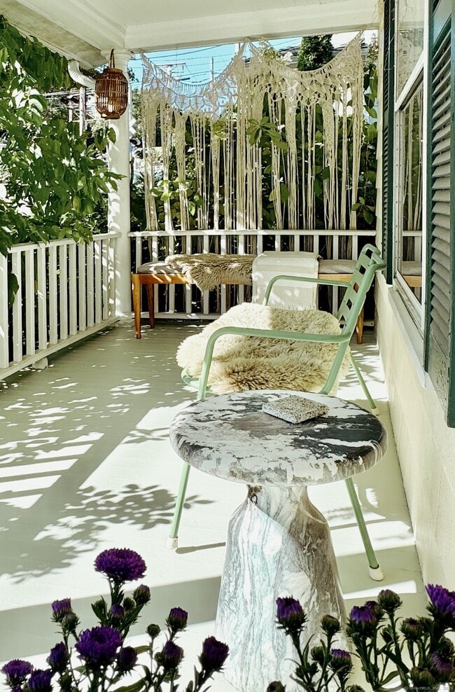 Photo - 89 Richmond Hill Rd