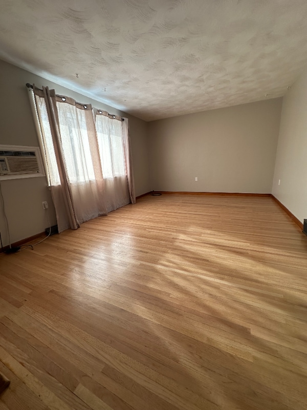 Photo - 2718 Stenzel Ave Unidad 2718 Stenzel Ave