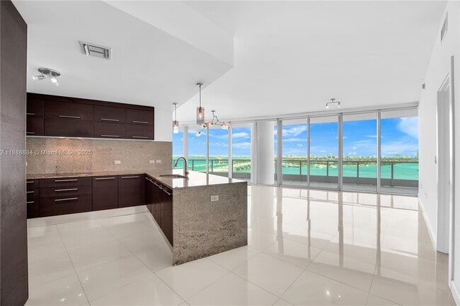 Photo - 900 Biscayne Blvd Unidad 2106