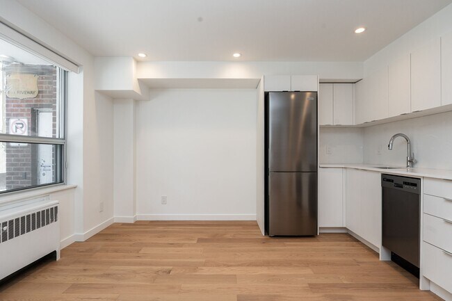 Photo - 99 Tyndall Ave Unit 103