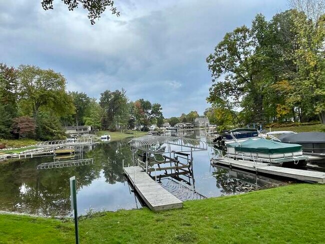 Photo - 6495 Bella Vista Dr NE