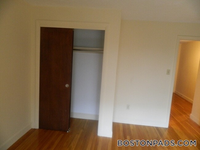 898 Massachusetts Ave Unit 32