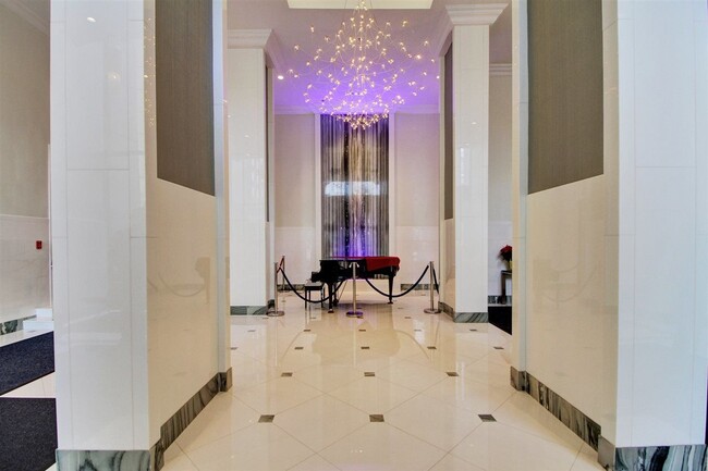 Lobby - 45 River Dr S Condominio Unidad 2703