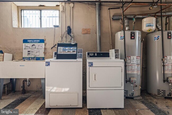 Photo - 1714 Rhawn St Unit APT 2A