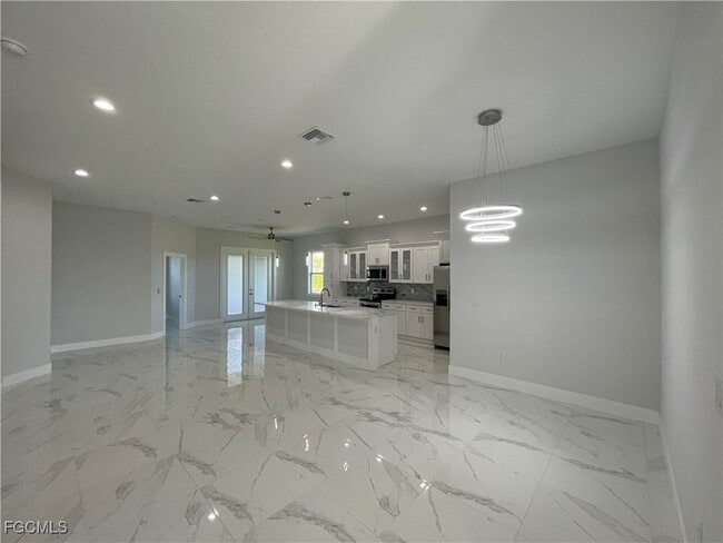 Photo - 721 NE 11th Terrace