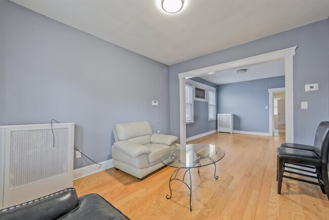 Photo - 26 Montrose Terrace Unit 2