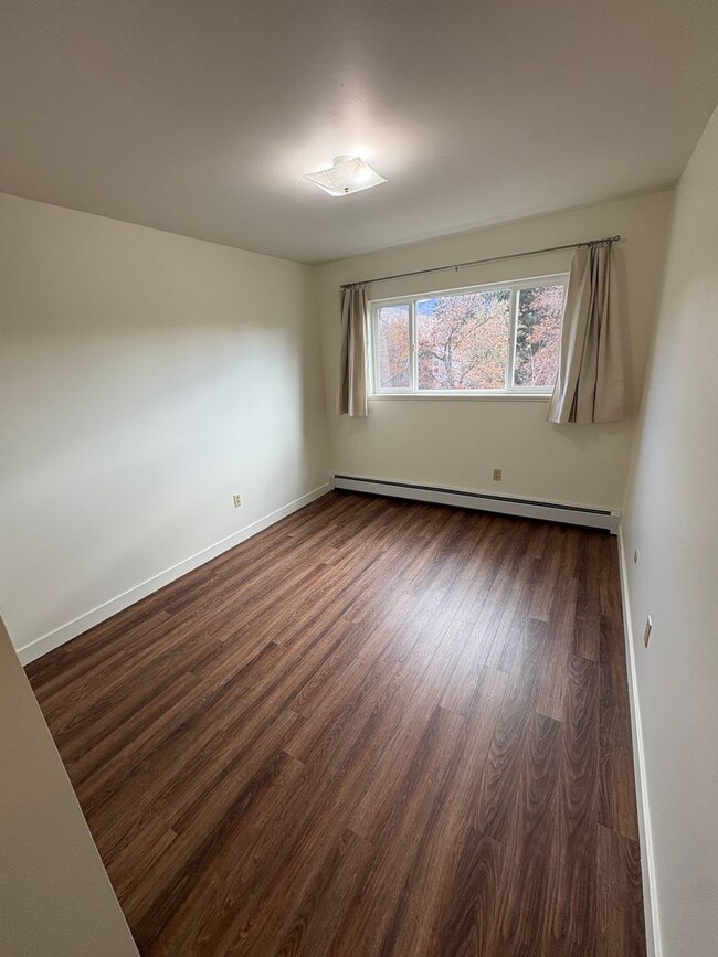 Photo - Spacious 2-Bedroom Apartment in 62+ Commun...