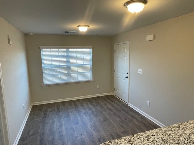 Living Room - Walton Farms Apartments