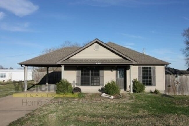 Building Photo - 3 bedroom, 2 bath home in Marmaduke