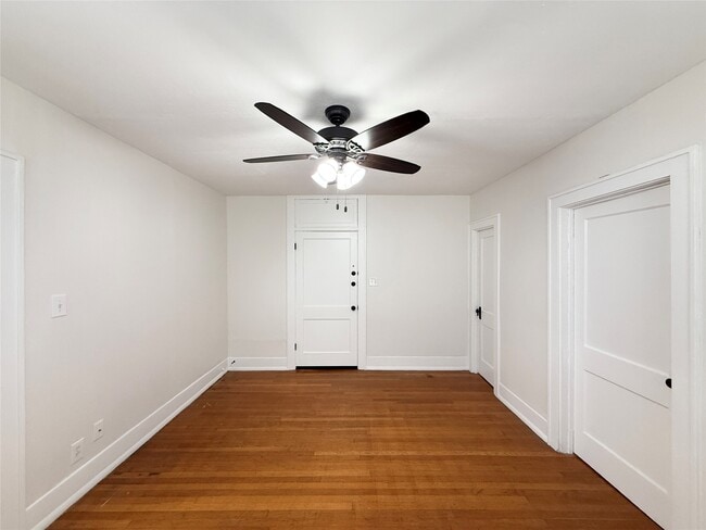 Photo - 1126 Berthea St Unit 16