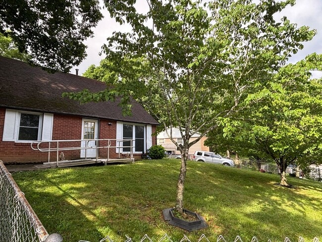 Photo - 18 Dogwood Ct