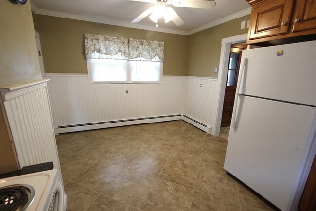 Photo - 75 Wachusett St