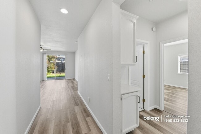 Photo - 357 Hatton Ct