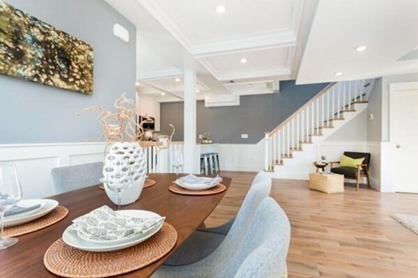 Photo - 132 Perkins St