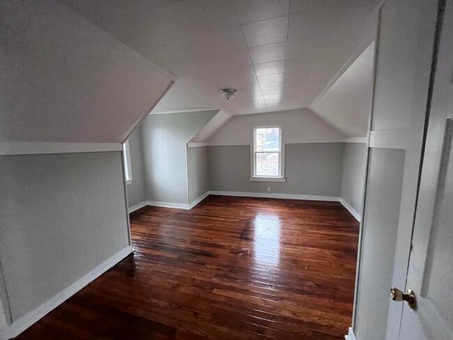 Upstairs bedroom - 205 S 17th St