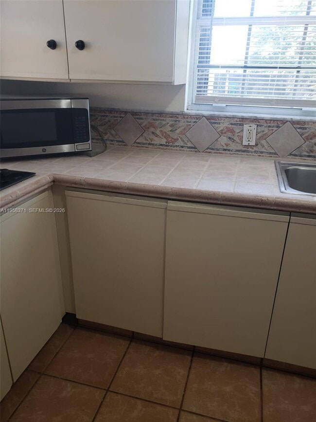 Photo - 4610 SW 116th Ave