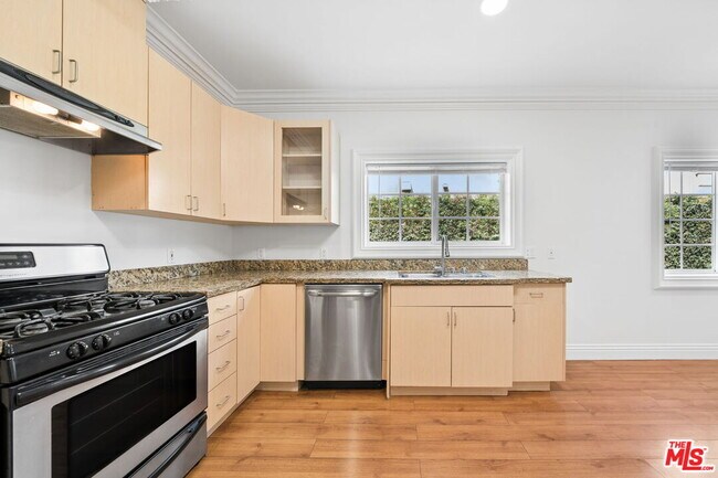 Photo - 14654 Gault St Unit 2