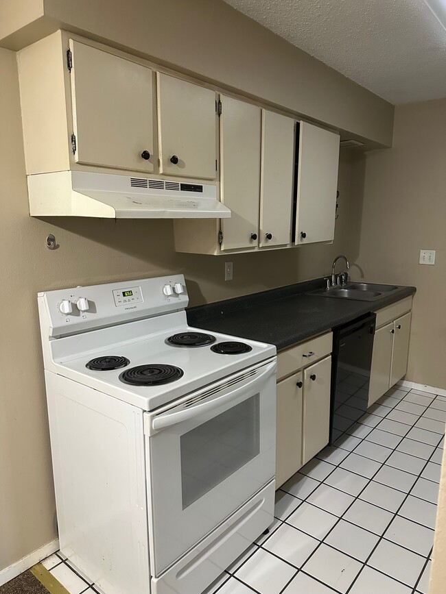 Photo - 3101 Heritage Dr