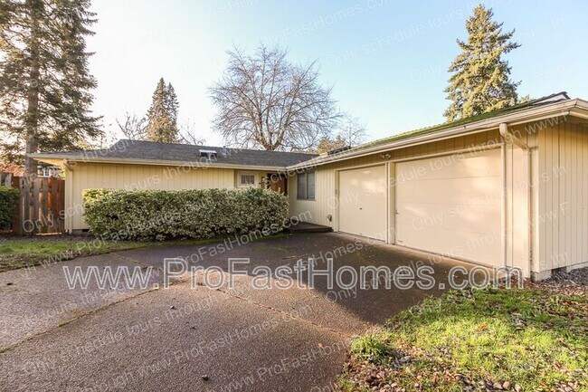 Photo - 14210 SW Rochester Dr