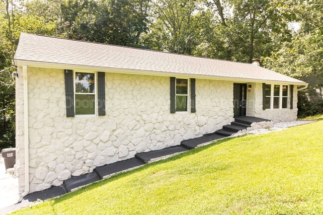 Photo - 1313 Timbercrest Ln Unit 103