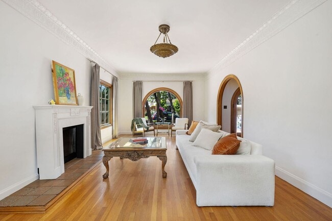 Photo - Charming 3-Bedroom Home in Prime San Jose Location