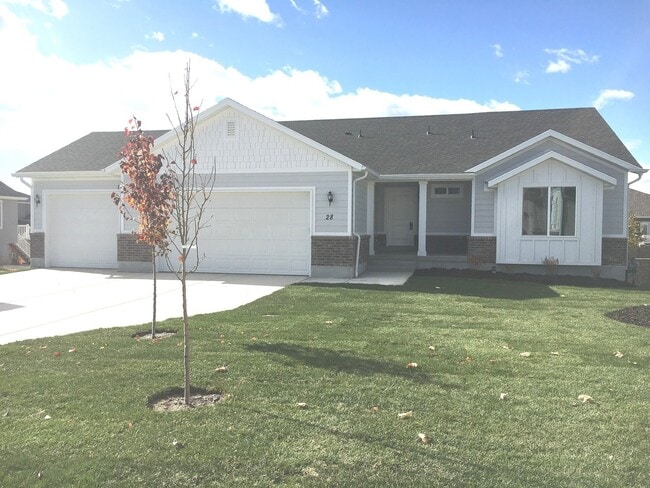 LOVELY VINEYARD RAMBLER FOR RENT - LOVELY VINEYARD RAMBLER FOR RENT House