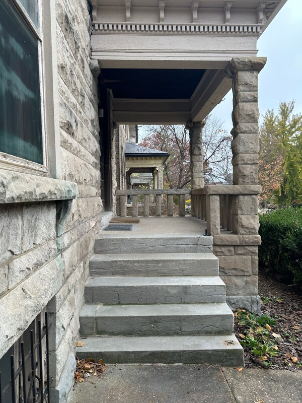 Photo - 3808 Flad Ave Unidad B