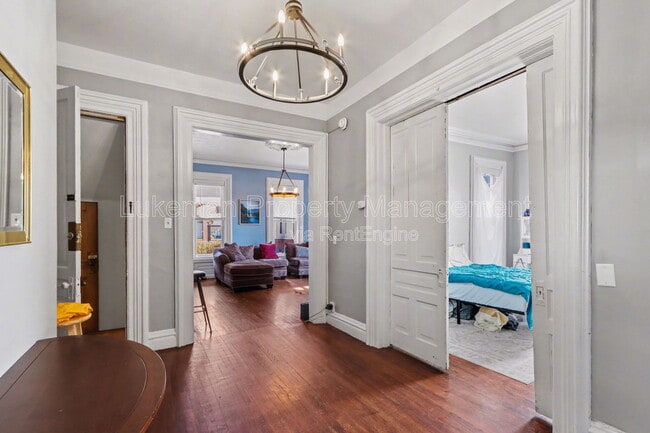 Building Photo - 426-428 S Westnedge Ave Unit 2